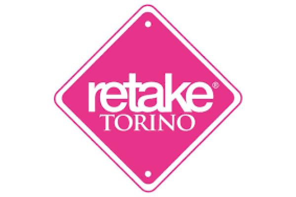 Gruppo di volontari Retake al termine di una giornata di lavoro